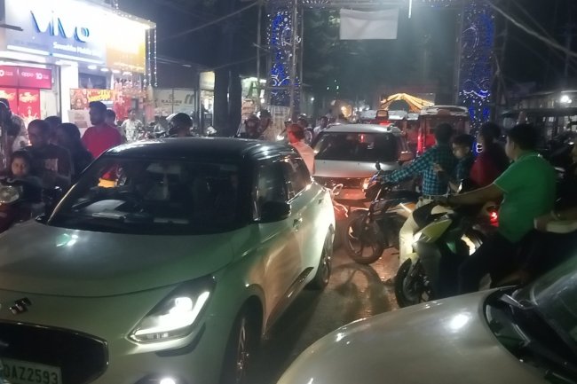 দুর্গাপুরের ৫৪ ফুট খুদিরাম মাঠে রাম মন্দির আকর্ষণের কেন্দ্রবিন্দু, যানজটে নাকাল সাধারণ মানুষ